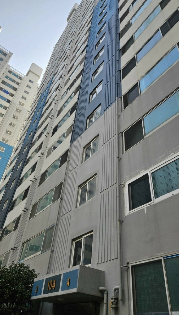 부산 남구 감만동 225-2, 104동 11층1103호 (감만동,감만현대아파트) 아파트 경매 사진 2