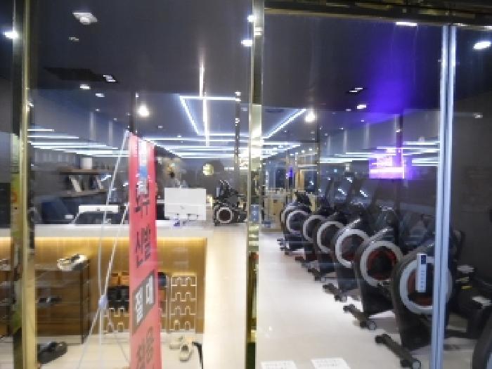 전북특별자치도 전주시 완산구 삼천동1가 284-7, 2층204호 (삼천동1가,신양스포피아) 외 1개호 외 2필지 근린상가 경매 사진 4