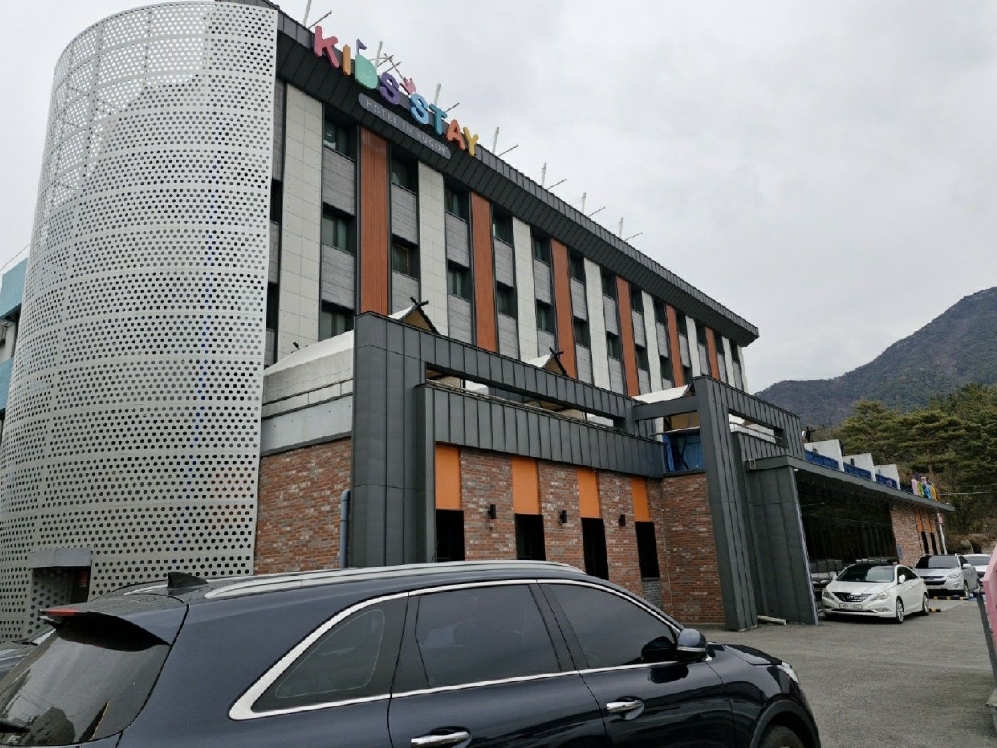 경상남도 창녕군 부곡면 거문리 217-55 외 2필지 숙박시설 경매 사진 1