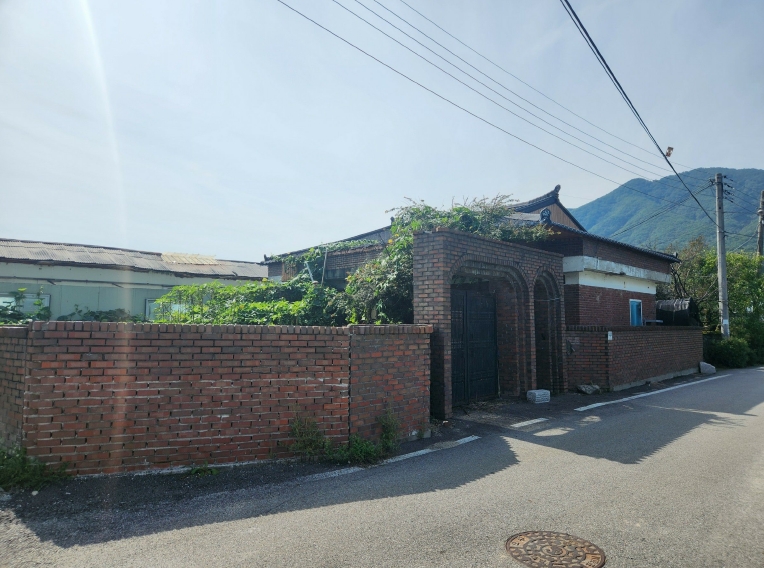 경기도 포천시 일동면 수입리 560-4 외 3필지 동물및식물관련시설 경매 사진 1