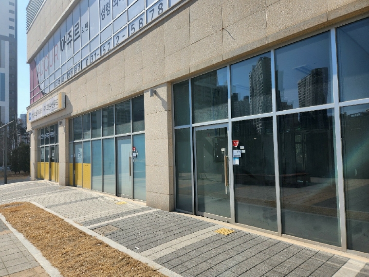 경기도 남양주시 다산동 6073-2 다산안강럭스나인 1층111호 외 1개호 근린상가 경매 사진 3