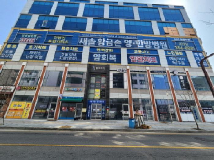 경기도 화성시 새솔동 송산그린시티104블럭01-0401 외 1필지 근린상가 경매 사진 1