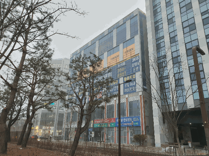 경기도 화성시 새솔동 송산그린시티104블럭01-0401 외 1필지 근린상가 경매 사진 8