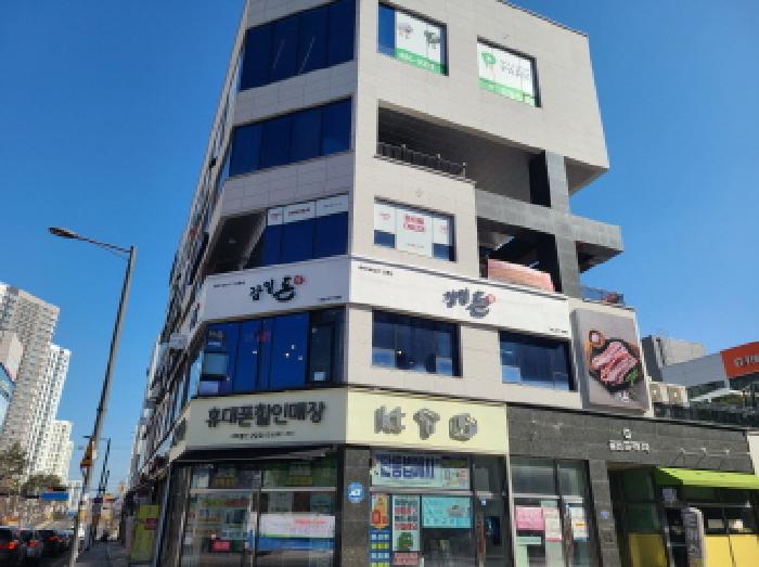 경기도 하남시 감이동 526-1 지골든프라자 1층108호 외 1필지 근린상가 경매 사진 1