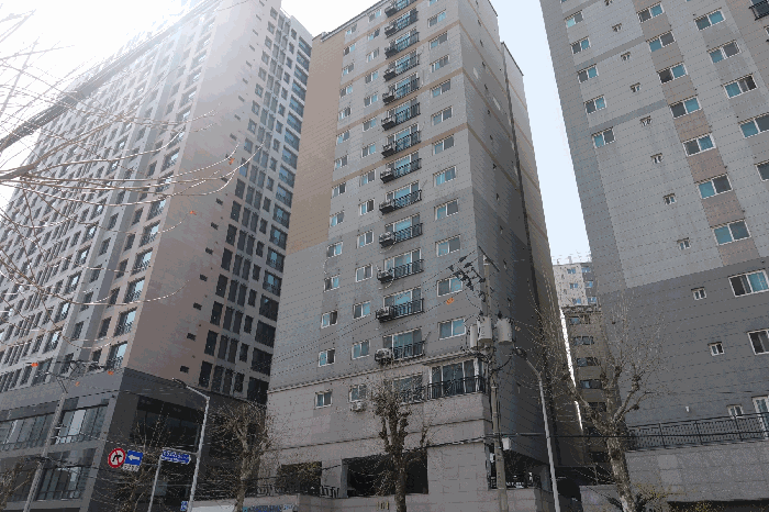 경기도 안양시 만안구 안양동 393-3 하이트타운아파트 2층203호 외 1필지 오피스텔(주거) 경매 사진 14