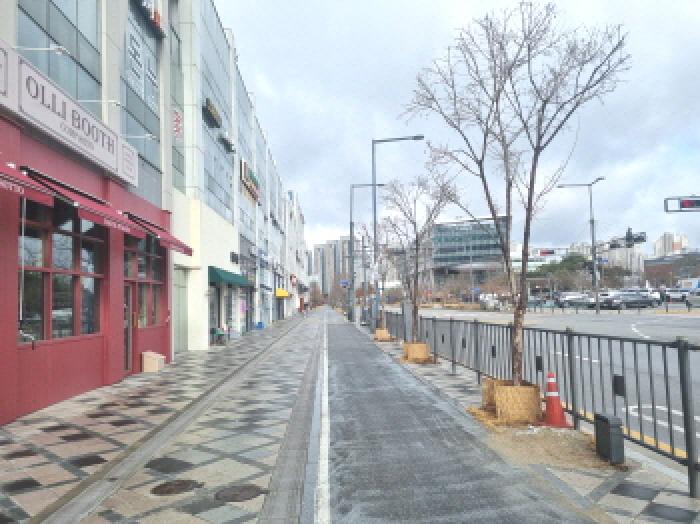 세종특별자치시 보람동 705 강남프라자 지2층비305호 외 1개호 근린상가 경매 사진 3