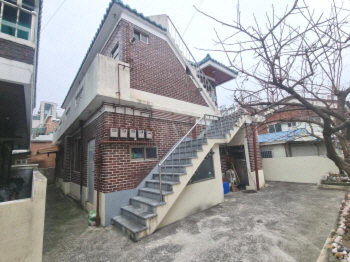 대전광역시 대덕구 비래동 139-5 외 1필지 다가구주택 경매 사진 1
