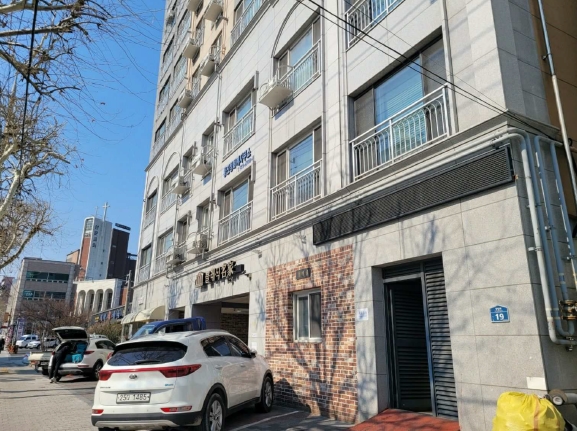 대구광역시 달서구 성당동 211-6 성당클래식명가아파트 1동 2층201호 근린상가 경매 사진 1