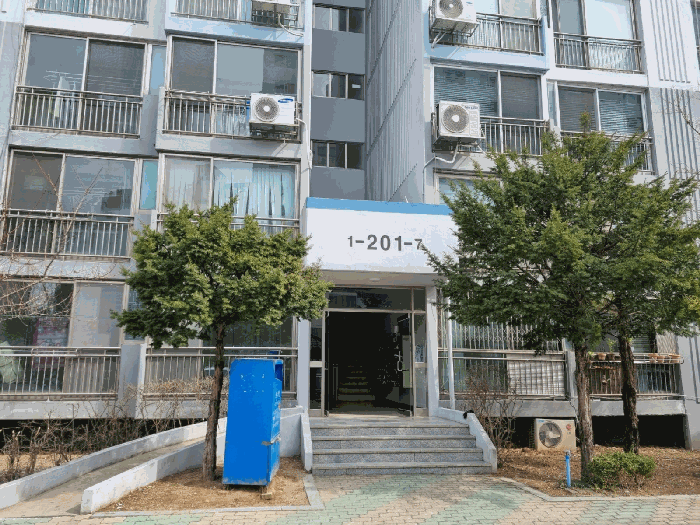 경상북도 안동시 용상동 600 현대아파트 201동 3층301호 외 2필지 아파트 경매 사진 4