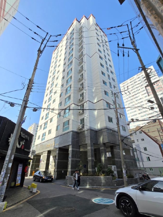 부산광역시 동래구 온천동 1412-10 온천더휴 2층201호 오피스텔 경매 사진 21