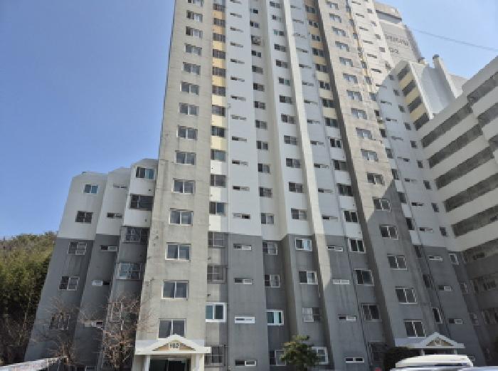 울산광역시 북구 중산동 736 백산그린타워 102동 4층402호 외 2필지 아파트 경매 사진 1