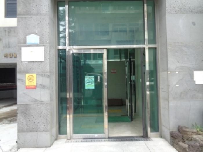 제주특별자치도 제주시 연동 290-42, 1층 101호 (연동,천마에코피아오피스텔) 근린상가 경매 사진 3