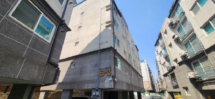 경기도 파주시 금촌동 510-4 3동 3층301호 외 1필지 다세대주택 경매 사진 2