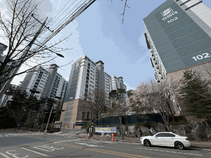 경상북도 경산시 옥곡동 85-1 성암산신동아파밀리에아파트 105동 6층601호 외 1필지 아파트 경매 사진 6