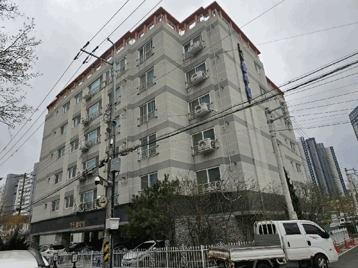 경상북도 포항시 북구 우현동 79-3 현진불루빌 2층205호 외 1필지 연립주택 경매 사진 5