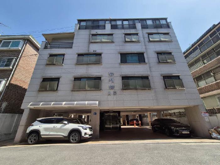 서울특별시 은평구 신사동 10-19 뉴캐슬 나동 4층401호 외 1필지 다세대주택 경매 사진 2