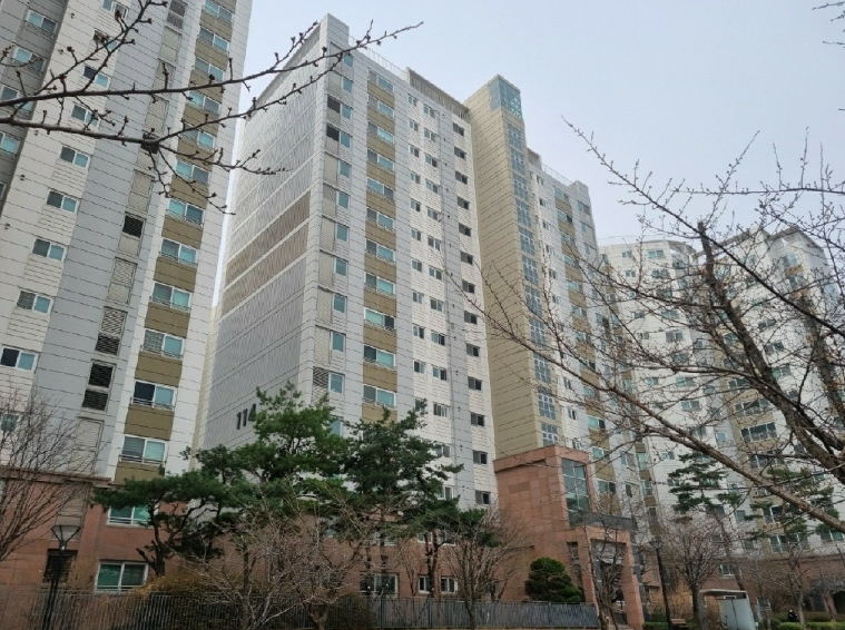 경기도 수원시 권선구 권선동 1330 권선자이이편한세상아파트 114동 12층1202호 외 1필지 아파트 경매 사진 2