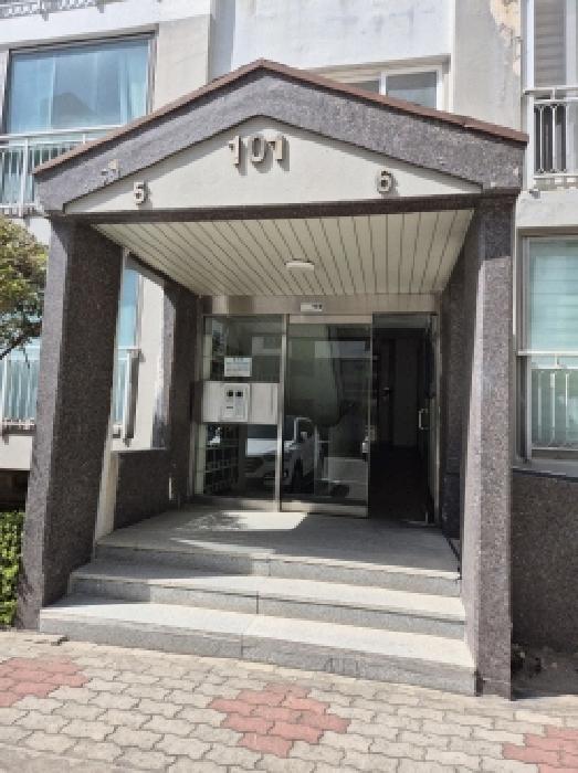 울산광역시 중구 성안동 858-1 성안금호타운 101동 12층1206호 아파트 경매 사진 11