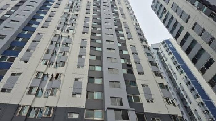 충청남도 천안시 서북구 두정동 526-1 극동늘푸른아파트 106동 2층203호 외 1필지 아파트 경매 사진 1