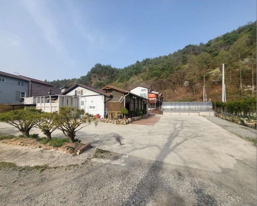 충청북도 괴산군 청천면 귀만리 471-1 외 3필지 숙박시설 경매 사진 1