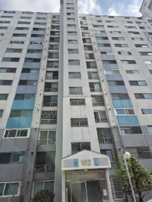 광주광역시 광산구 월계동 757-3 첨단동부아파트 제102동 제1층 제103호 외 1필지 아파트 경매 사진 2