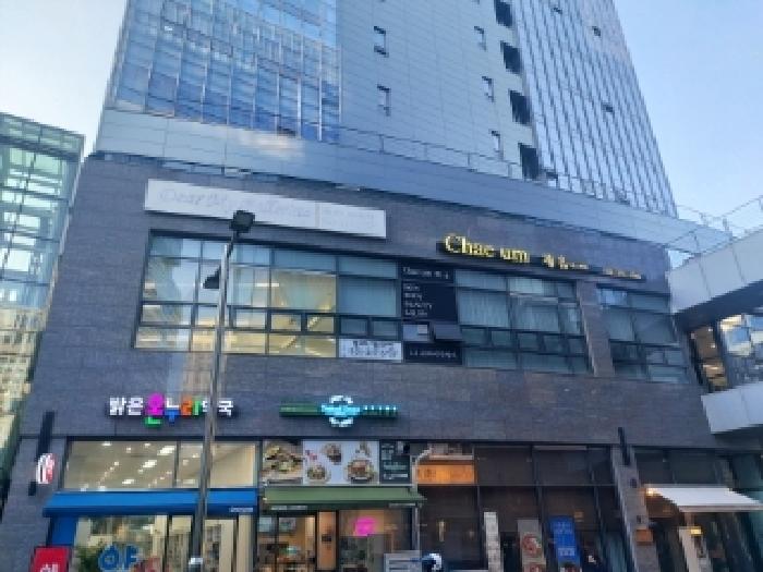 경기도 수원시 영통구 하동 989 원희캐슬광교 1층에이-111호 외 4필지 근린상가 경매 사진 2
