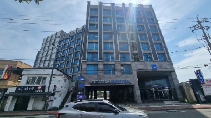 제주특별자치도 서귀포시 성산읍 고성리 1201 디아일랜드마리나호텔 6층737호 외 5필지 숙박(콘도등) 경매 사진 3