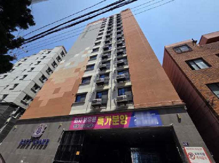 부산광역시 중구 영주동 671-5 블루스톤 8층804호 외 1필지 오피스텔(주거) 경매 사진 1