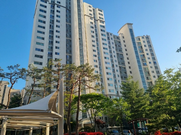 경기 용인시 수지구 죽전동 1302, 603동 16층1604호 (죽전동,꽃메마을한라신영프로방스) 외 1필지 아파트 경매 사진 1