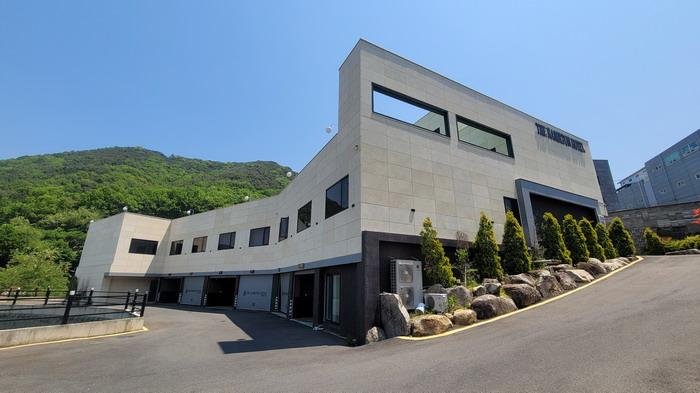 경상남도 함안군 산인면 신산리 83 외 3필지 숙박시설 경매 사진 2