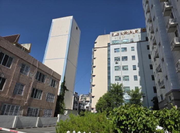 대구광역시 수성구 황금동 688-12 외 2필지 의료시설 경매 사진 3