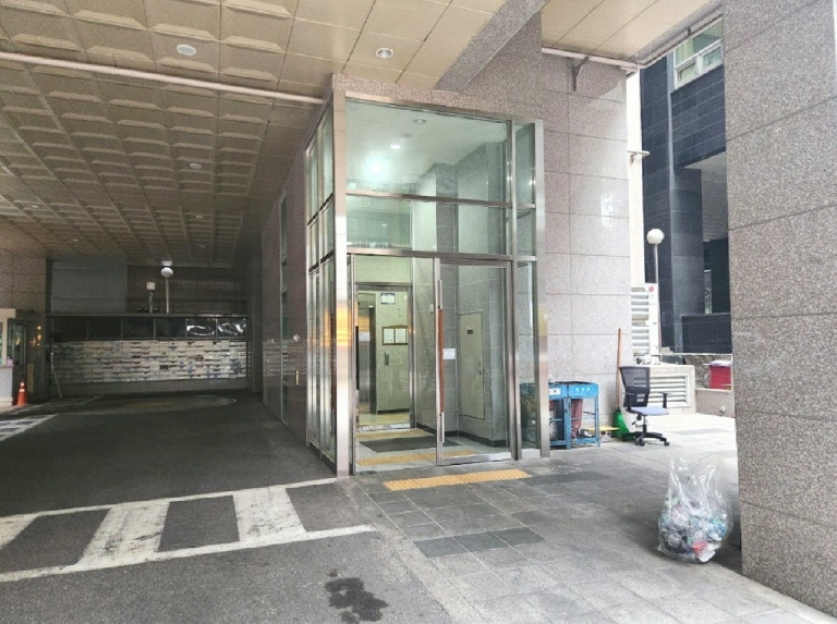 서울특별시 서초구 서초동 1337-21 현대썬앤빌서초 16층1611호 오피스텔 경매 사진 6