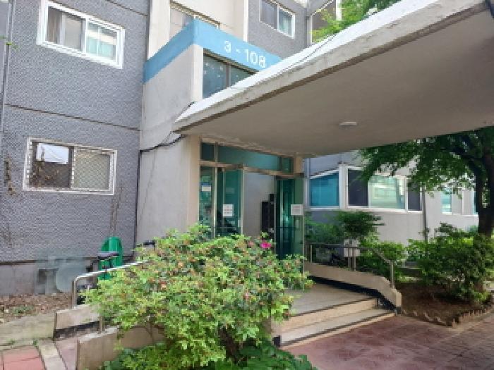 경기도 부천시 소사구 괴안동 30-4 삼익세라믹아파트 108동 8층 805호 외 10필지 아파트 경매 사진 3