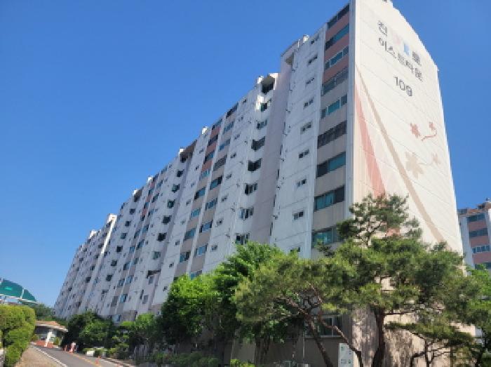 대구광역시 동구 효목동 45-1 진로이스트타운 109동 1층105호 외 2필지 아파트 경매 사진 2