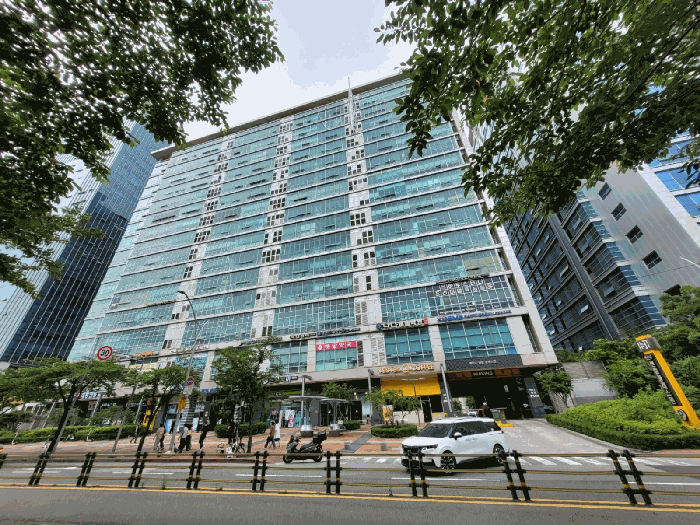 부산광역시 해운대구 재송동 1210 벽산이-센텀클래스원 8층820호 외 4필지 지식산업센터 경매 사진 5