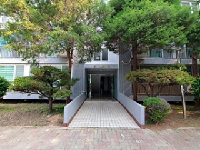 경상남도 창원시 진해구 풍호동 83-3 우성아파트 117동 1층 106호 외 3필지 아파트 경매 사진 1