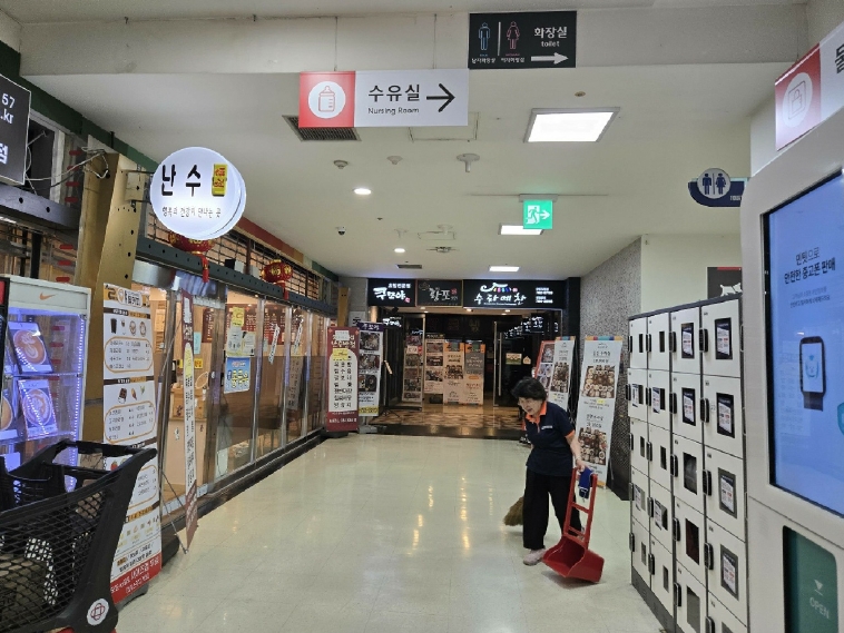 경기도 성남시 분당구 야탑동 341 성남(분당)여객자동차터미널및복합건물 3층 205호 근린상가 경매 사진 3