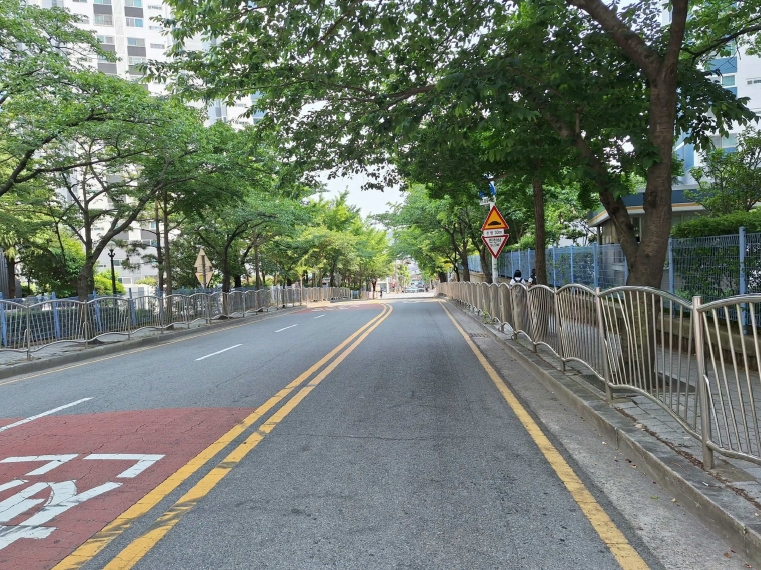부산광역시 부산진구 부암동 500 화승삼성아파트 18동 1층102호 외 4필지 아파트 경매 사진 3