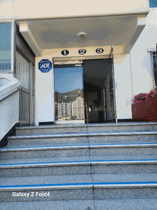 부산광역시 사하구 괴정동 398-18 괴정신익아파트 1동 6층601호 아파트 경매 사진 12