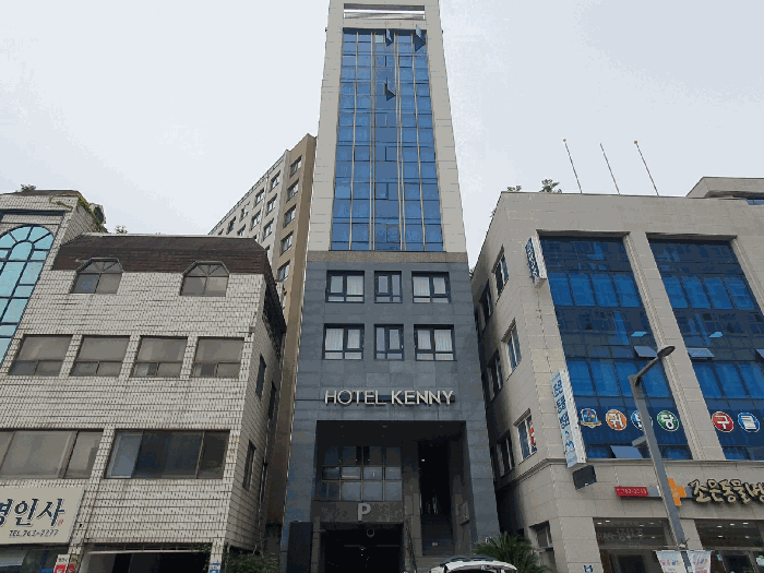제주특별자치도 서귀포시 서귀동 270-9 호텔캐니스토리 3층 306호 외 4필지 숙박(콘도등) 경매 사진 6