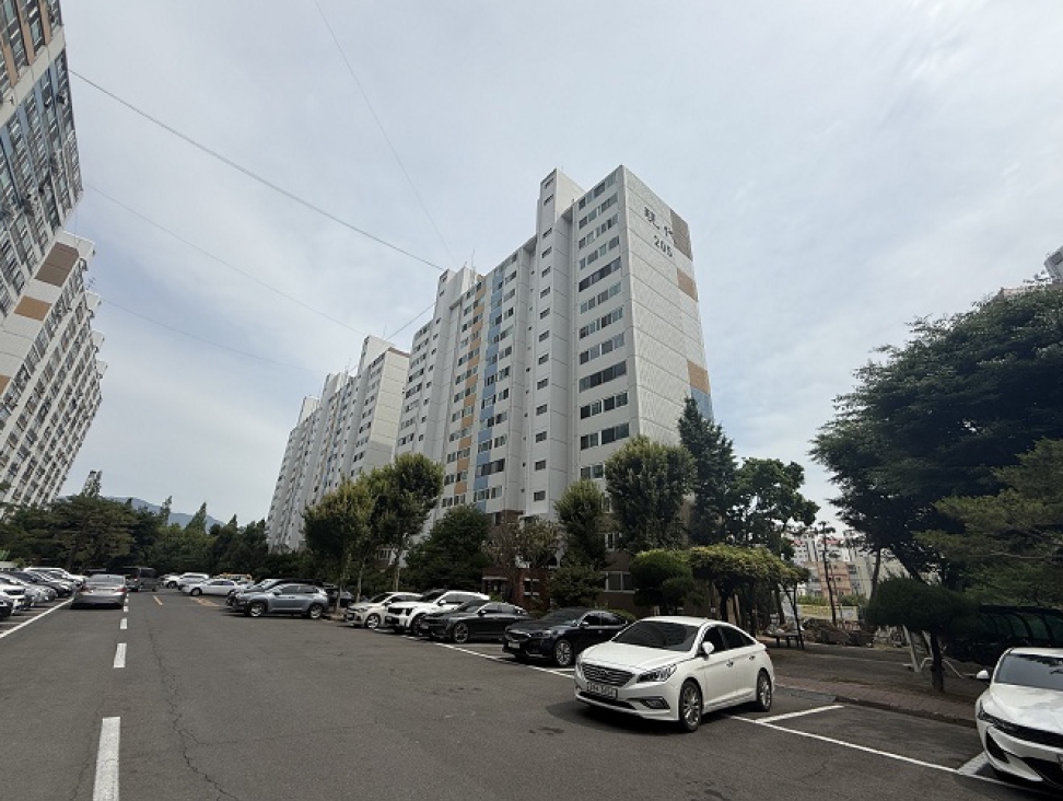 경상남도 창원시 성산구 반림동 4-1 현대아파트 205동 15층 1501호 아파트 경매 사진 1