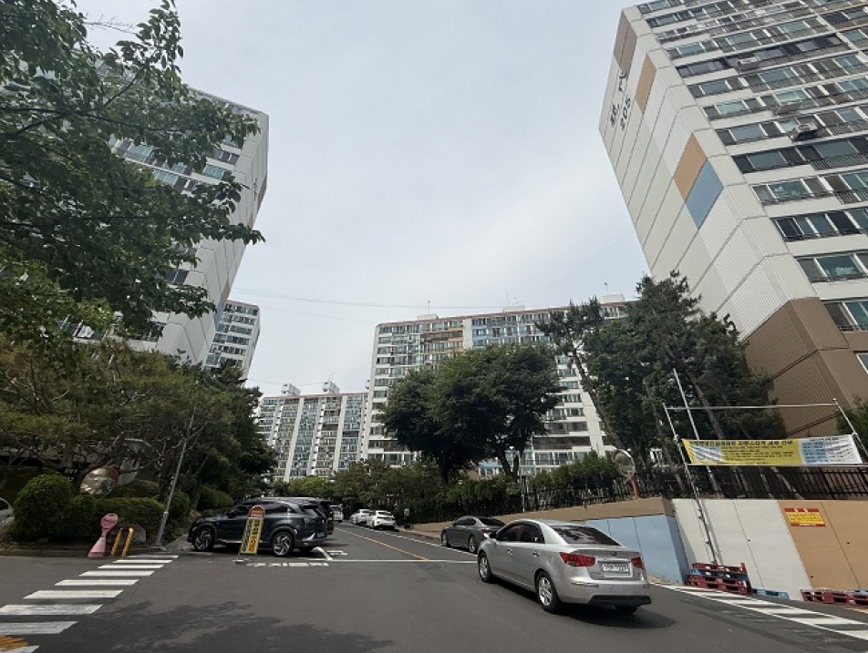 경상남도 창원시 성산구 반림동 4-1 현대아파트 205동 15층 1501호 아파트 경매 사진 2
