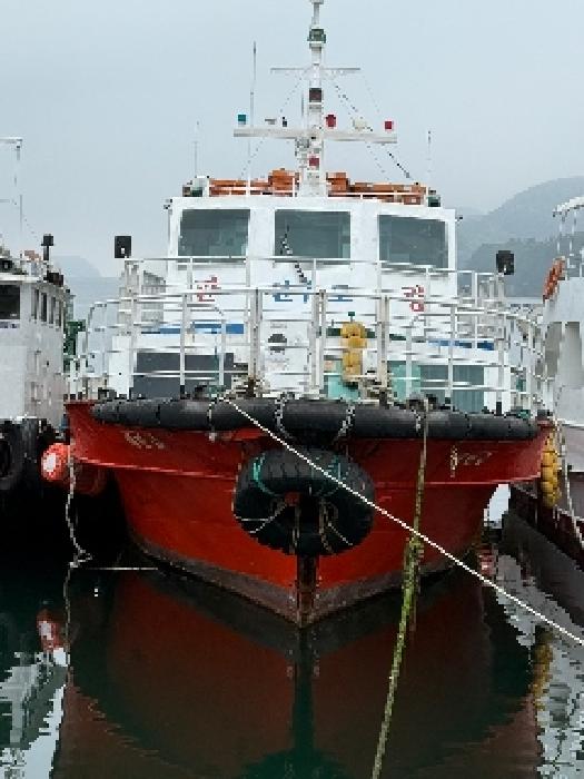 통영시 무전동, 북신항 선박 경매 사진 1