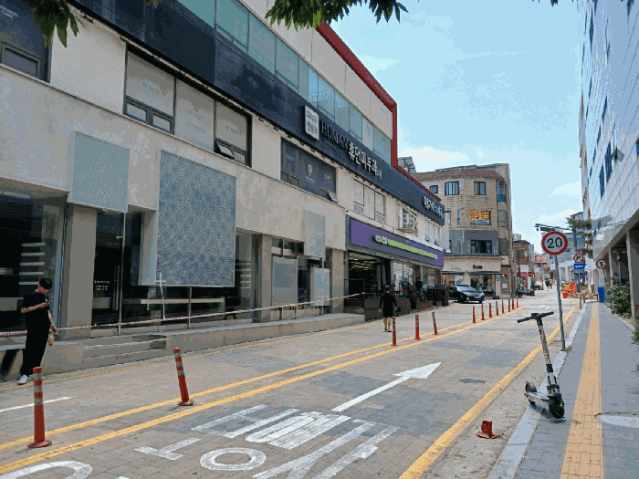 충청남도 천안시 동남구 신부동 451-2 천안랜드마크타워 16층 1618호 외 5필지 오피스텔(주거) 경매 사진 22