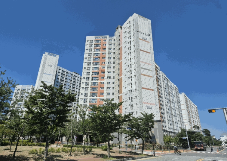 경상북도 포항시 북구 흥해읍 초곡리 1491 포항지엔하임 104동 2층204호 외 1필지 아파트 경매 사진 1