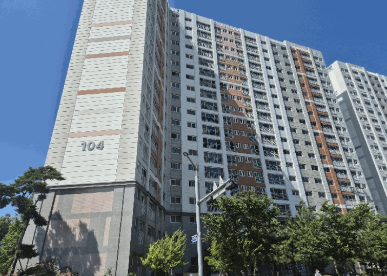 경상북도 포항시 북구 흥해읍 초곡리 1491 포항지엔하임 104동 2층204호 외 1필지 아파트 경매 사진 2