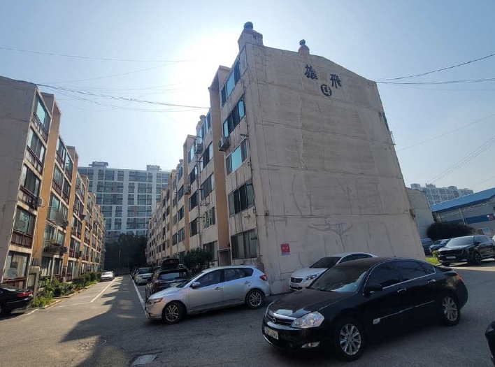 경기도 수원시 권선구 입북동 150-1 웅비아파트 다동 4층404호 외 5필지 아파트 경매 사진 1