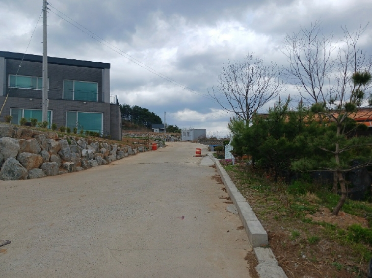 충청남도 공주시 의당면 수촌리 133-11 외 9필지 임야 경매 사진 1