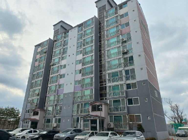 충남 천안시 서북구 신당동 468-7, 101동 1층103호 (신당동,에스씨그린아파트) 외 1필지 아파트 경매 사진 1