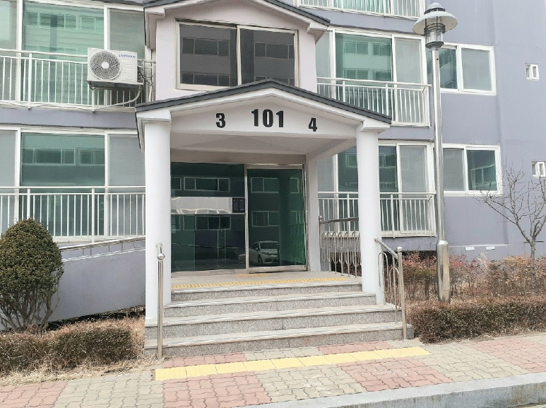 충남 천안시 서북구 신당동 468-7, 101동 1층103호 (신당동,에스씨그린아파트) 외 1필지 아파트 경매 사진 3
